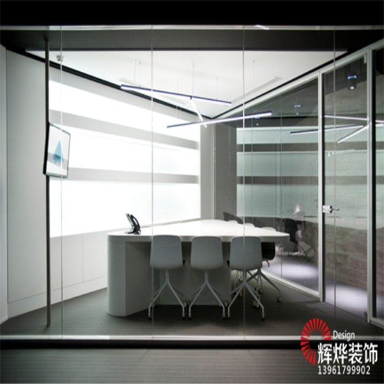 無(wú)錫辦公室裝修什么擺件可以放辦公桌上？